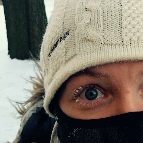 Meet your Posher, Correne - Picture 1 of 1